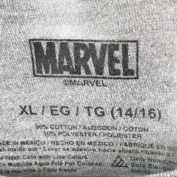 5/$25 Marvel Captain America Shirt Gray Junior Size XL - Picture 6 of 7